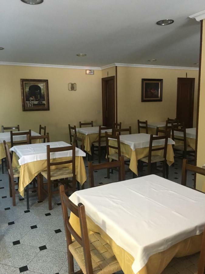 Hotel Rias Baixas 산신소 외부 사진